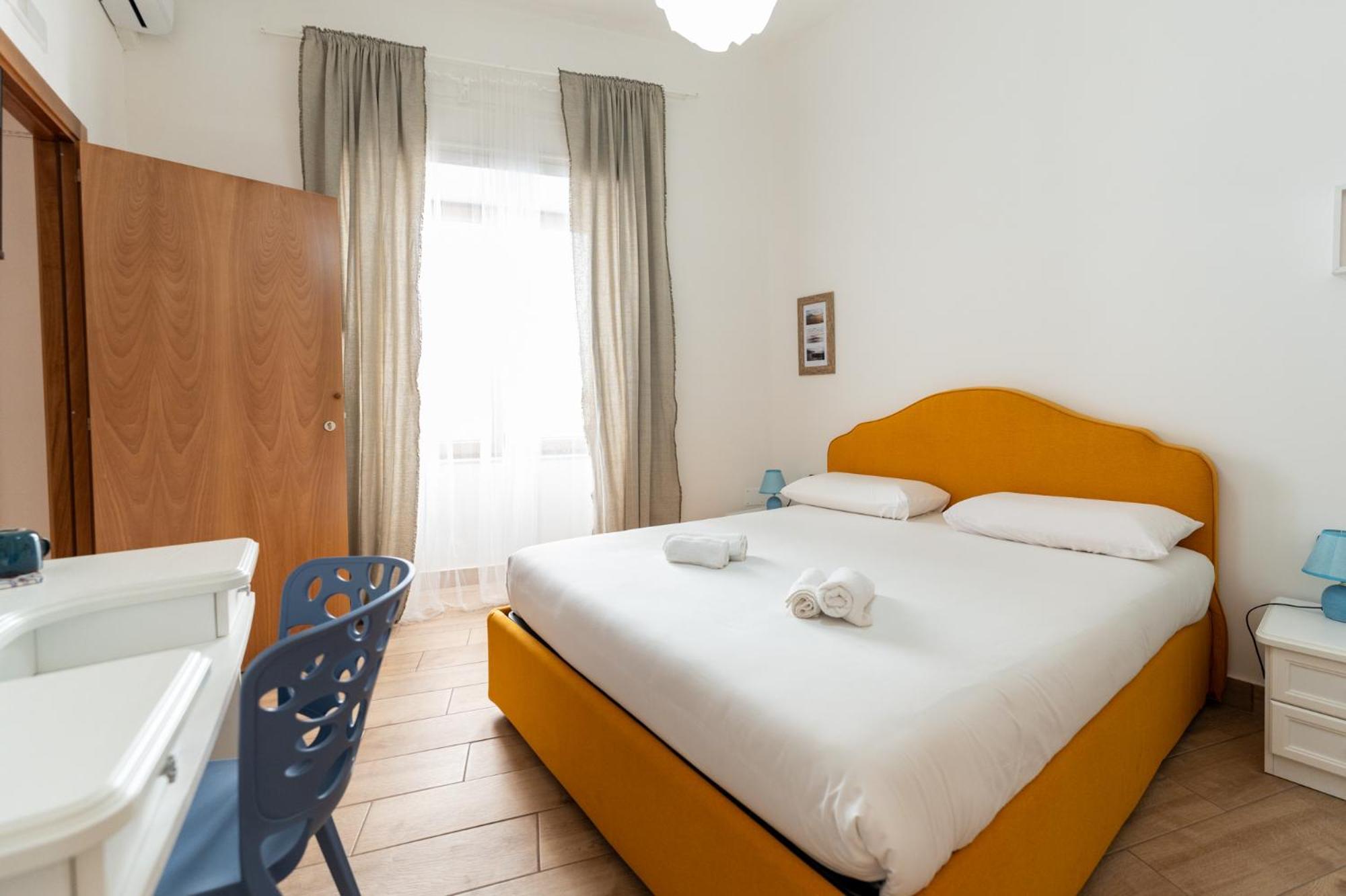 Tombolata Hotell Neapel Exteriör bild