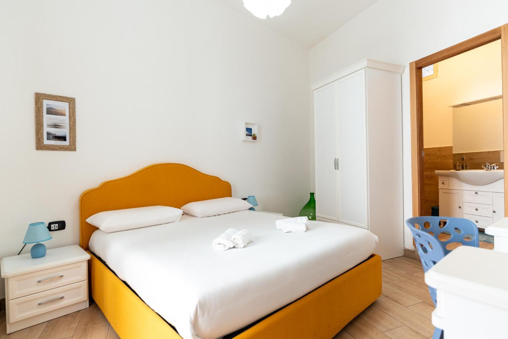 Tombolata Hotell Neapel Exteriör bild